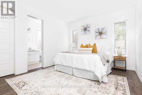 10 Dyer Crescent, Bracebridge, ON - Indoor Photo Showing Bedroom