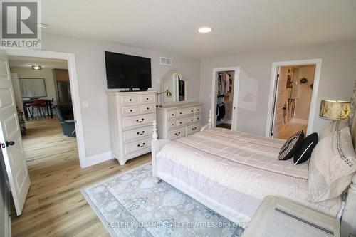 111 Third Street, Brockton, ON - Indoor Photo Showing Bedroom