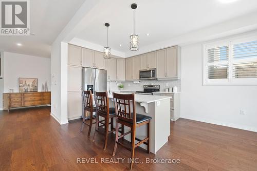 4065 Healing Street, Lincoln, ON - Indoor Photo Showing Kitchen With Upgraded Kitchen