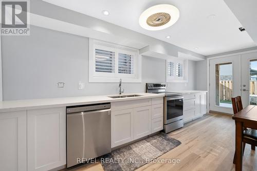 4065 Healing Street, Lincoln, ON - Indoor Photo Showing Kitchen With Double Sink