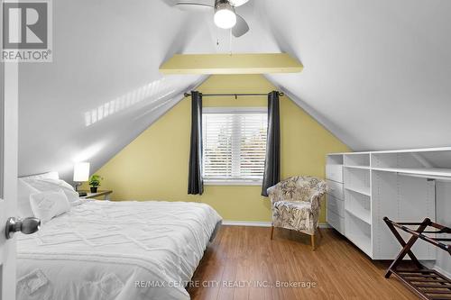 653 William Street, London, ON - Indoor Photo Showing Bedroom