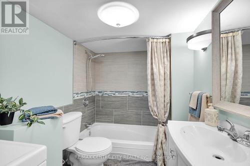 653 William Street, London, ON - Indoor Photo Showing Bathroom