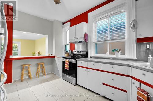 653 William Street, London, ON - Indoor Photo Showing Kitchen