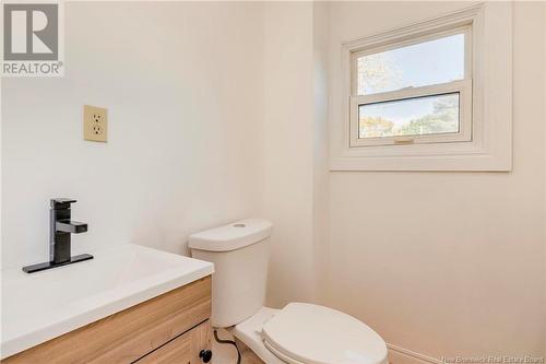 68 West Lane, Moncton, NB - Indoor Photo Showing Bathroom