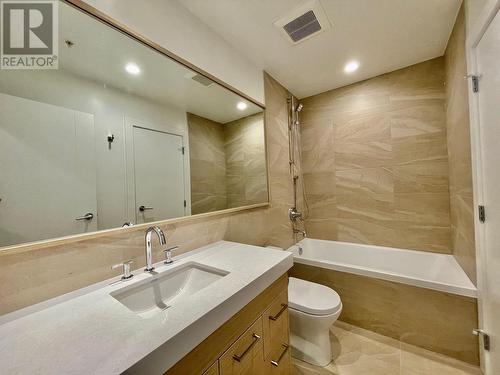 1191 Sunset Drive Unit# 1607, Kelowna, BC - Indoor Photo Showing Bathroom