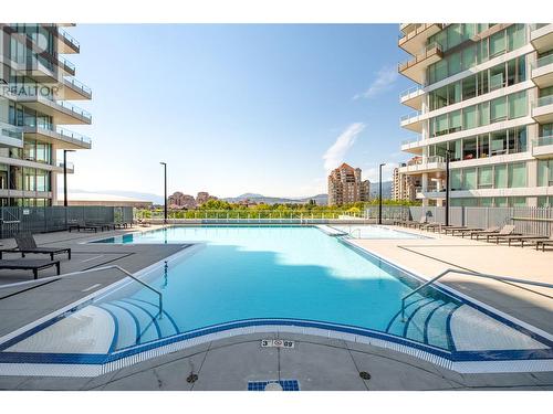 1191 Sunset Drive Unit# 1607, Kelowna, BC - Outdoor With In Ground Pool