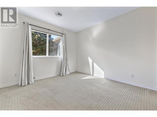 3832 Glen Canyon Drive, West Kelowna, BC - Indoor Photo Showing Other Room