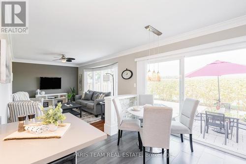 66 John W Taylor Avenue, New Tecumseth, ON - Indoor Photo Showing Dining Room