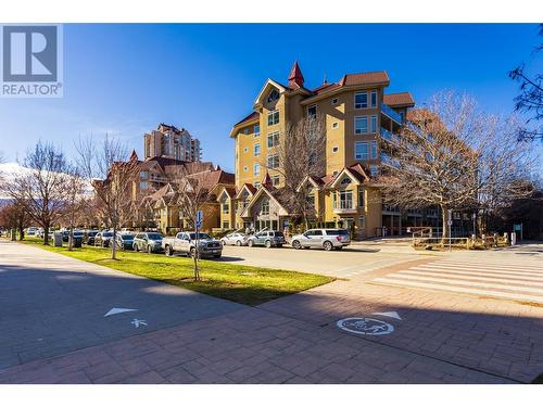 1088 Sunset Drive Unit# 306, Kelowna, BC - Outdoor With Facade