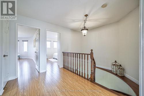 28 Mandel Crescent, Richmond Hill, ON - Indoor Photo Showing Other Room