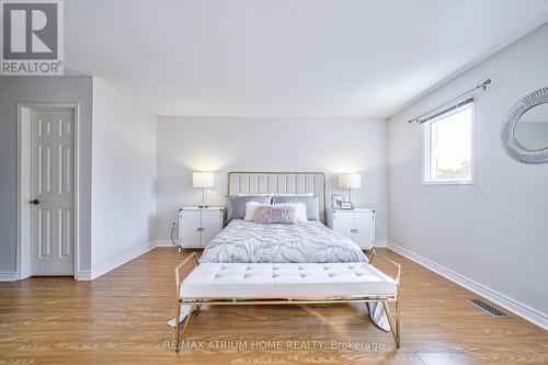 28 Mandel Crescent, Richmond Hill, ON - Indoor Photo Showing Bedroom