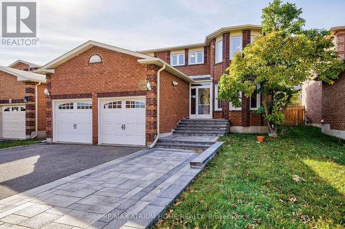 28 Mandel Crescent, Richmond Hill, ON - Outdoor With Facade