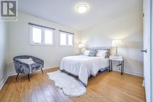 28 Mandel Crescent, Richmond Hill, ON - Indoor Photo Showing Bedroom