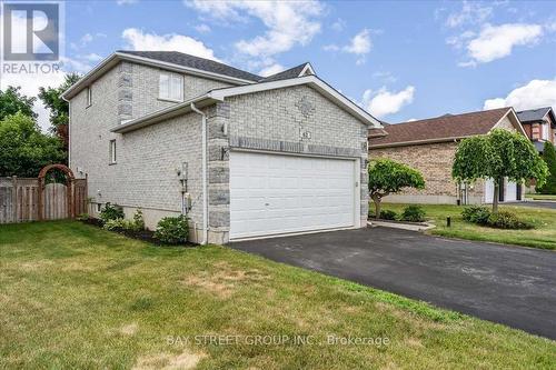 62 Summerset Drive, Barrie, ON - Outdoor