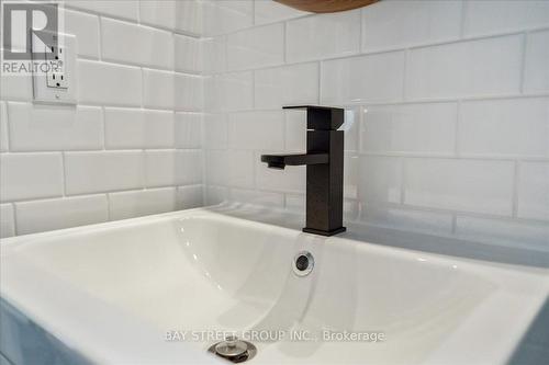 62 Summerset Drive, Barrie, ON - Indoor Photo Showing Bathroom