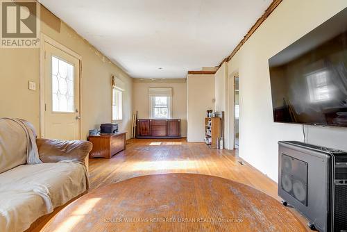 1059 Gardner Avenue, Mississauga, ON - Indoor With Fireplace