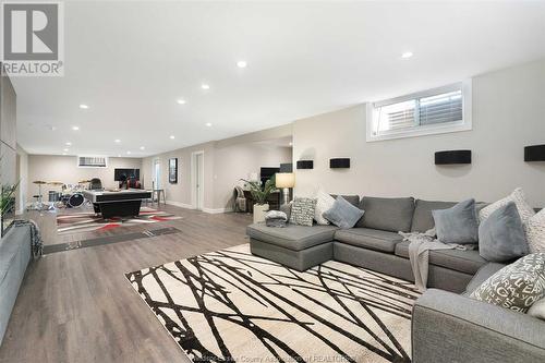 4 Malibu Drive, Leamington, ON - Indoor