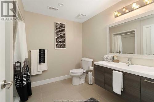 4 Malibu Drive, Leamington, ON - Indoor Photo Showing Bathroom