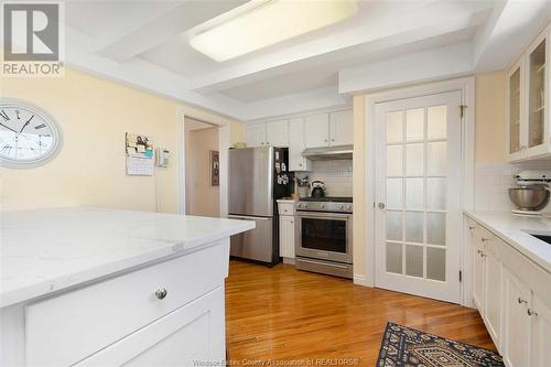 9055 Broderick Road, Lasalle, ON - Indoor Photo Showing Kitchen