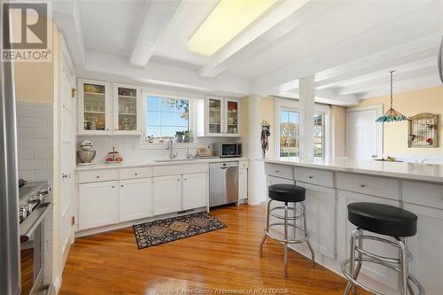 9055 Broderick Road, Lasalle, ON - Indoor Photo Showing Kitchen