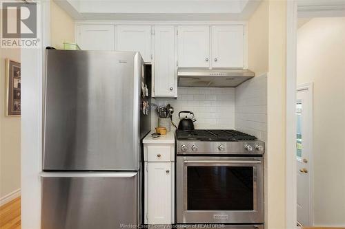 9055 Broderick Road, Lasalle, ON - Indoor Photo Showing Kitchen