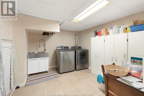 9055 Broderick Road, Lasalle, ON - Indoor Photo Showing Laundry Room