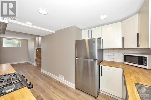 2850 Trim Road Unit#2, Ottawa, ON - Indoor Photo Showing Kitchen