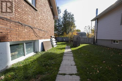 101-103 Forest Ave, Sault Ste. Marie, ON - Outdoor