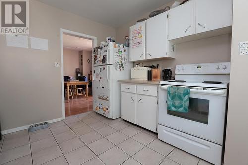 101-103 Forest Ave, Sault Ste. Marie, ON - Indoor Photo Showing Kitchen