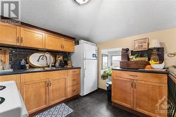 Unit 3 - Kitchen - 