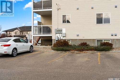 2 5004 James Hill Road, Regina, SK - Outdoor With Balcony