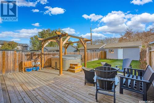 1131 Kilburn Avenue, Saskatoon, SK - Outdoor With Deck Patio Veranda