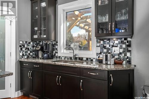 1131 Kilburn Avenue, Saskatoon, SK - Indoor Photo Showing Kitchen With Double Sink