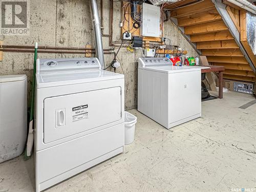 11030 Martin Crescent, North Battleford, SK - Indoor Photo Showing Laundry Room