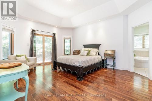 18 Red Oak Crescent, Oro-Medonte, ON - Indoor Photo Showing Bedroom