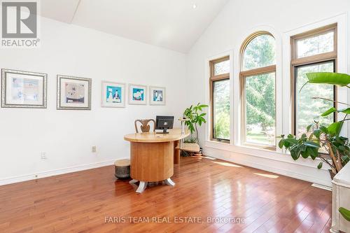 18 Red Oak Crescent, Oro-Medonte, ON - Indoor Photo Showing Office