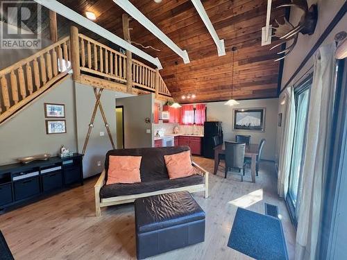 4353 Teal Road, Fairmont Hot Springs, BC - Indoor