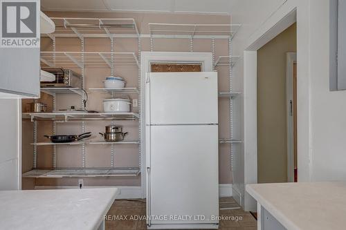 Kitchen 1 Bedroom Unit - 193 Waterloo Street, London, ON - Indoor