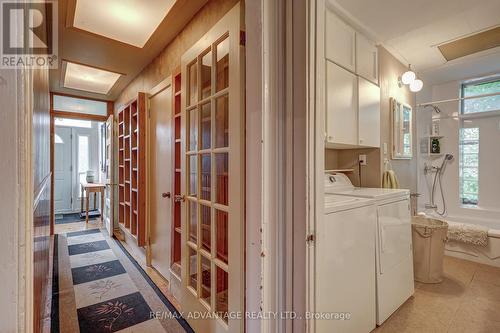 193 Waterloo Street, London, ON - Indoor Photo Showing Laundry Room