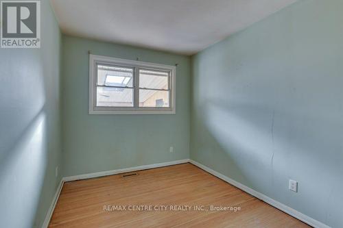 92 Cayuga Crescent, London, ON - Indoor Photo Showing Other Room