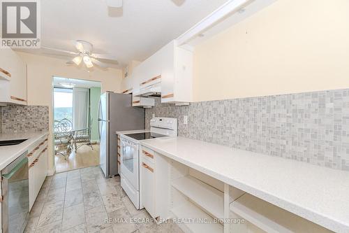 1008 - 2055 Upper Middle Road, Burlington, ON - Indoor Photo Showing Kitchen