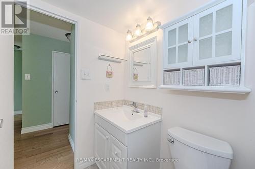 1008 - 2055 Upper Middle Road, Burlington, ON - Indoor Photo Showing Bathroom