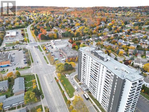 1008 - 2055 Upper Middle Road, Burlington, ON - Outdoor With View