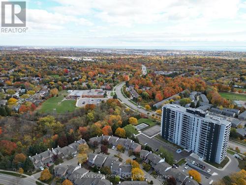 1008 - 2055 Upper Middle Road, Burlington, ON - Outdoor With View