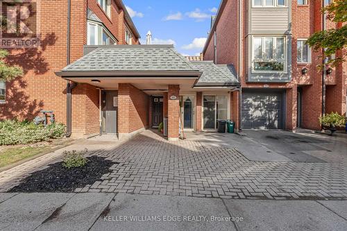 422 - 895 Maple Avenue, Burlington, ON - Outdoor