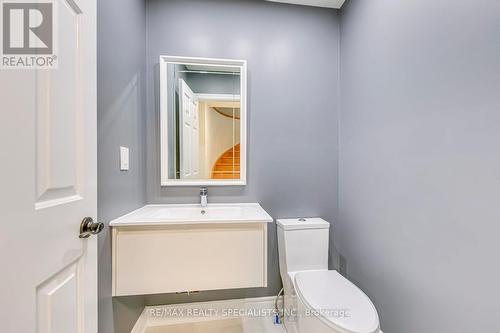 4235 Hazineh Court, Mississauga, ON - Indoor Photo Showing Bathroom