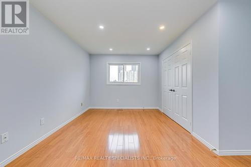 4235 Hazineh Court, Mississauga, ON - Indoor Photo Showing Other Room