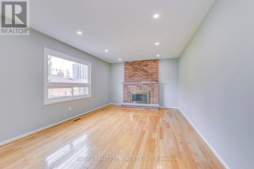 4235 Hazineh Court, Mississauga, ON - Indoor With Fireplace