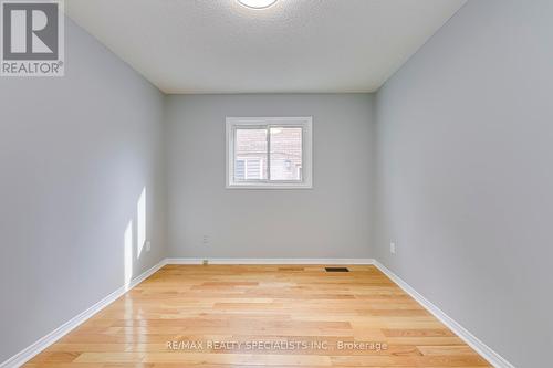 4235 Hazineh Court, Mississauga, ON - Indoor Photo Showing Other Room