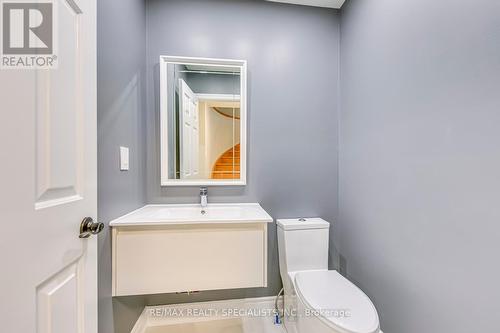 4235 Hazineh Court, Mississauga, ON - Indoor Photo Showing Bathroom